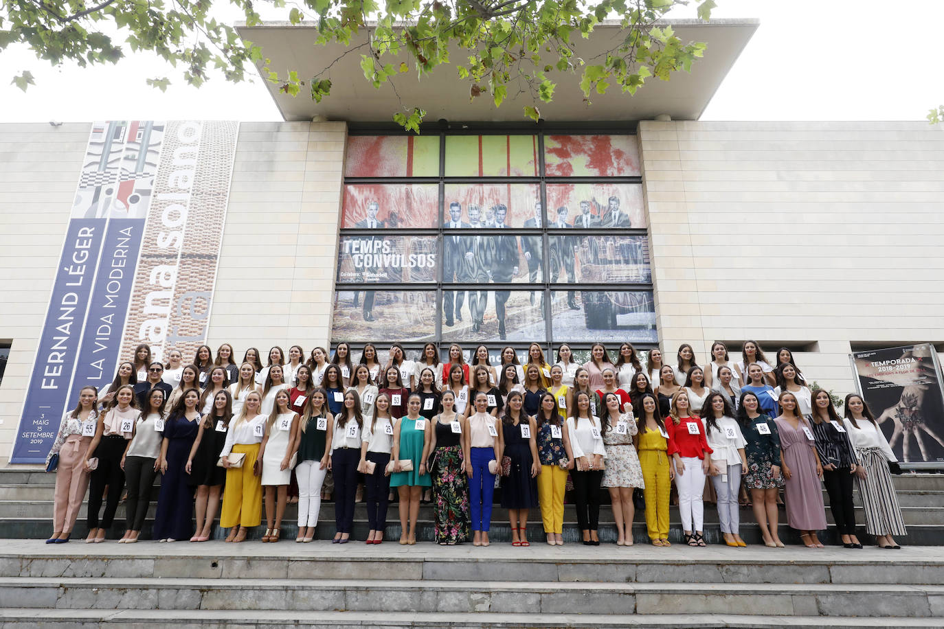 Fotos: Las candidatas a ser fallera mayor 2020 visitan el IVAM