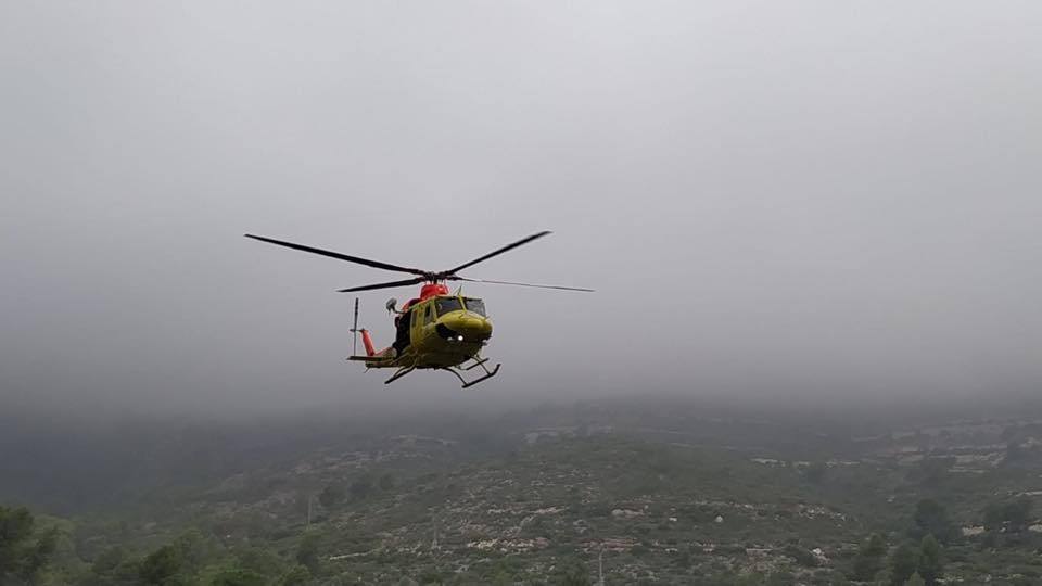 Un helicóptero, en las tareas de rescate.
