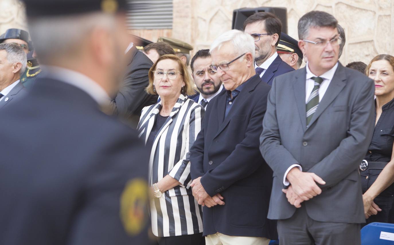 La Generalitat concede un centenar de condecoraciones en el Día de la Policía Autonómica