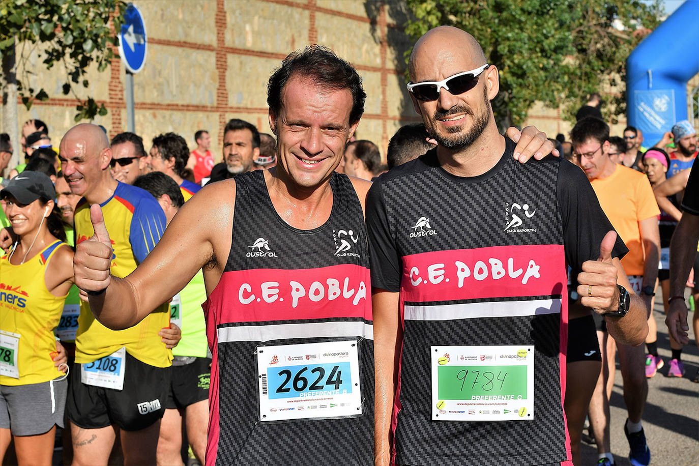 Fotos: Búscate en la 43ª Volta a Peu de los barrios de San Marcelino y San Isidro de Valencia