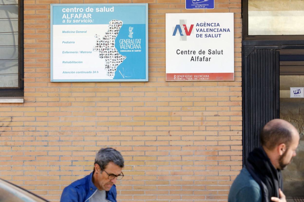 Los médicos piden que los coches para atención domiciliaria tengan conductor