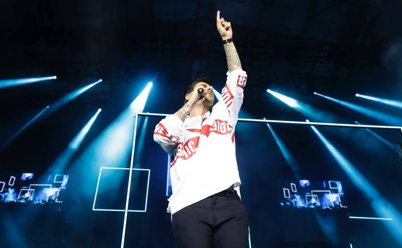 El concierto de Melendi en la plaza de toros de Valencia.