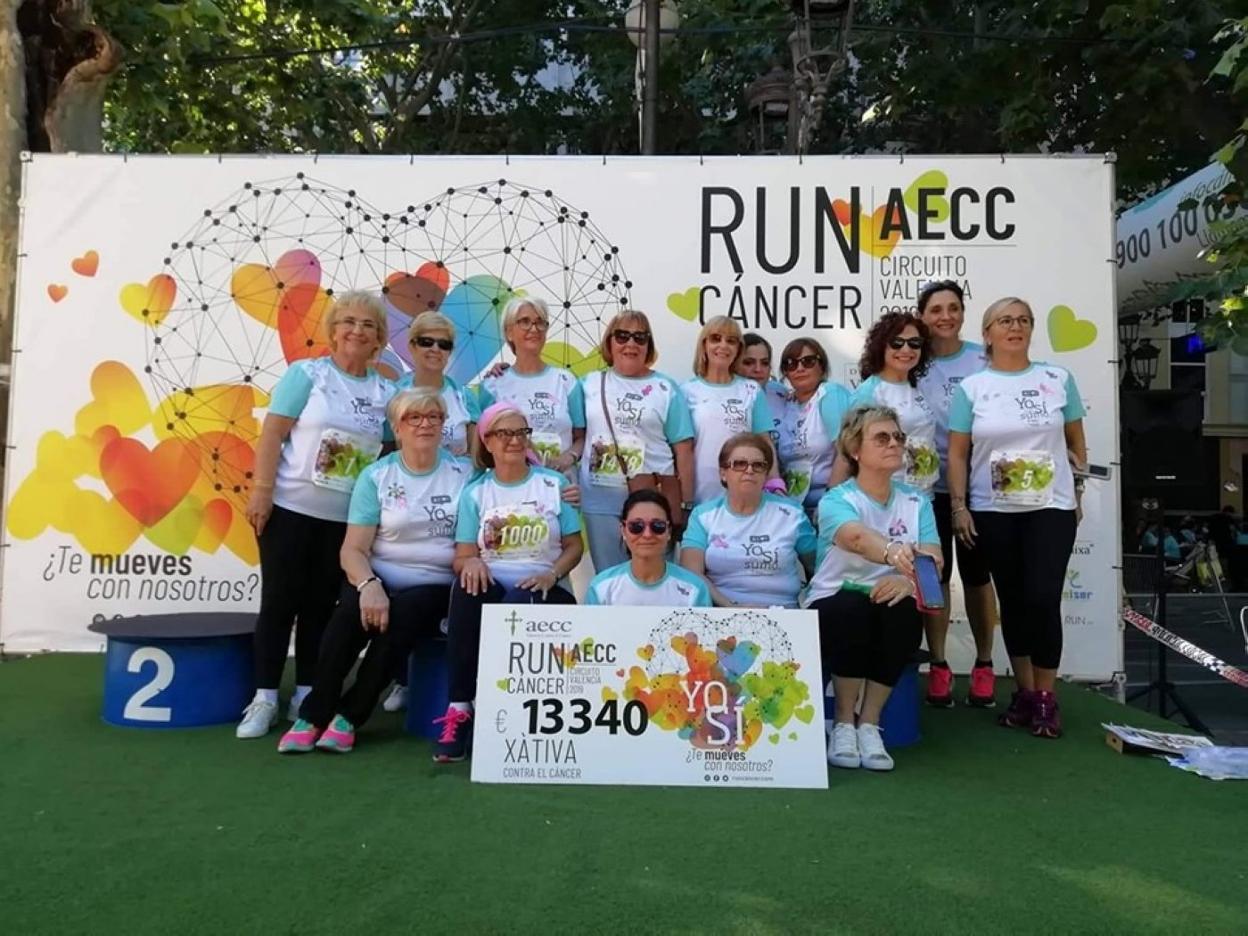 2.688 corredores participaron en una marcha contra el cáncer que recaudó 13.440 euros.