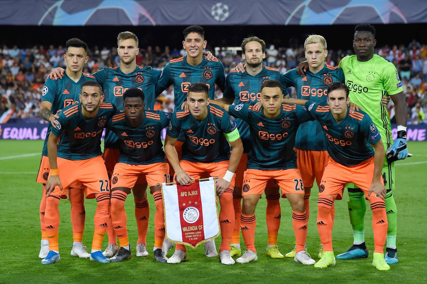 Fotos: El Valencia-Ajax de Champions, en imágenes