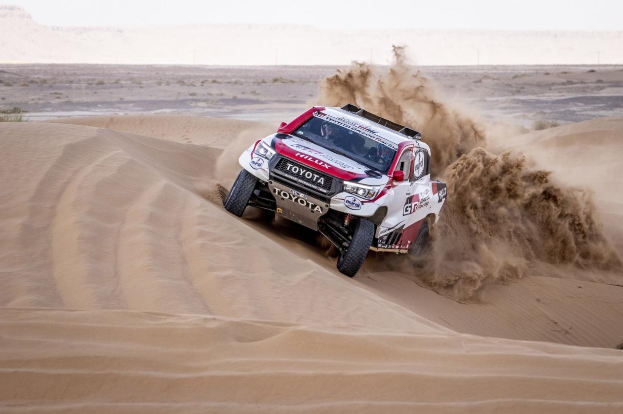 El asturiano competirá con Toyota en el Desierto.