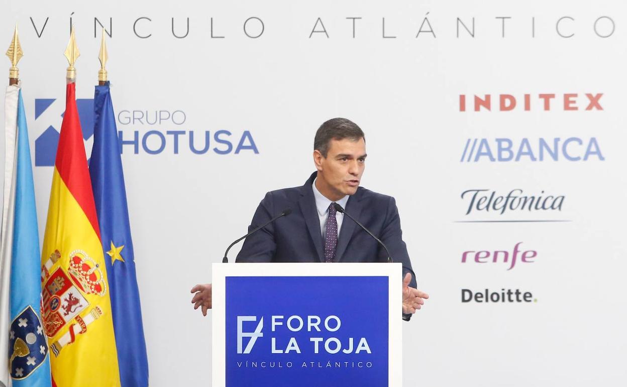 El presidente del Gobierno en funciones, Pedro Sánchez, clausura el I Foro La Toja-Vínculo Atlántico.