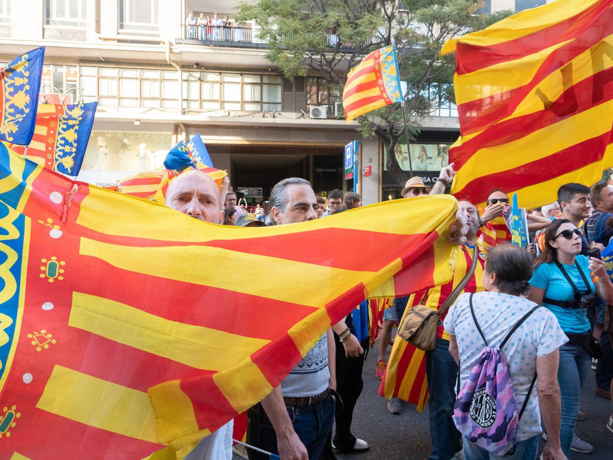 Fotos: Manifestaciones del 9 d&#039;Octubre en Valencia