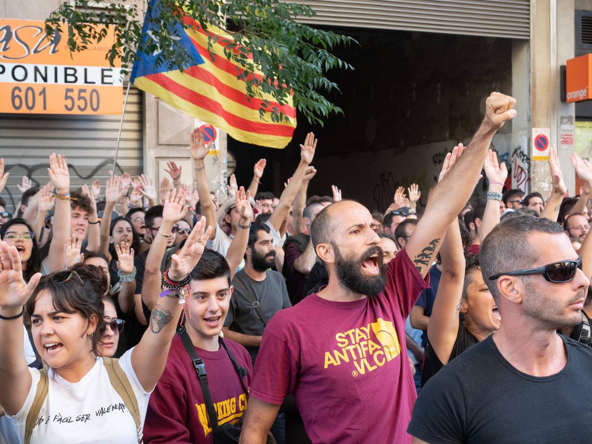 Fotos: Manifestaciones del 9 d&#039;Octubre en Valencia