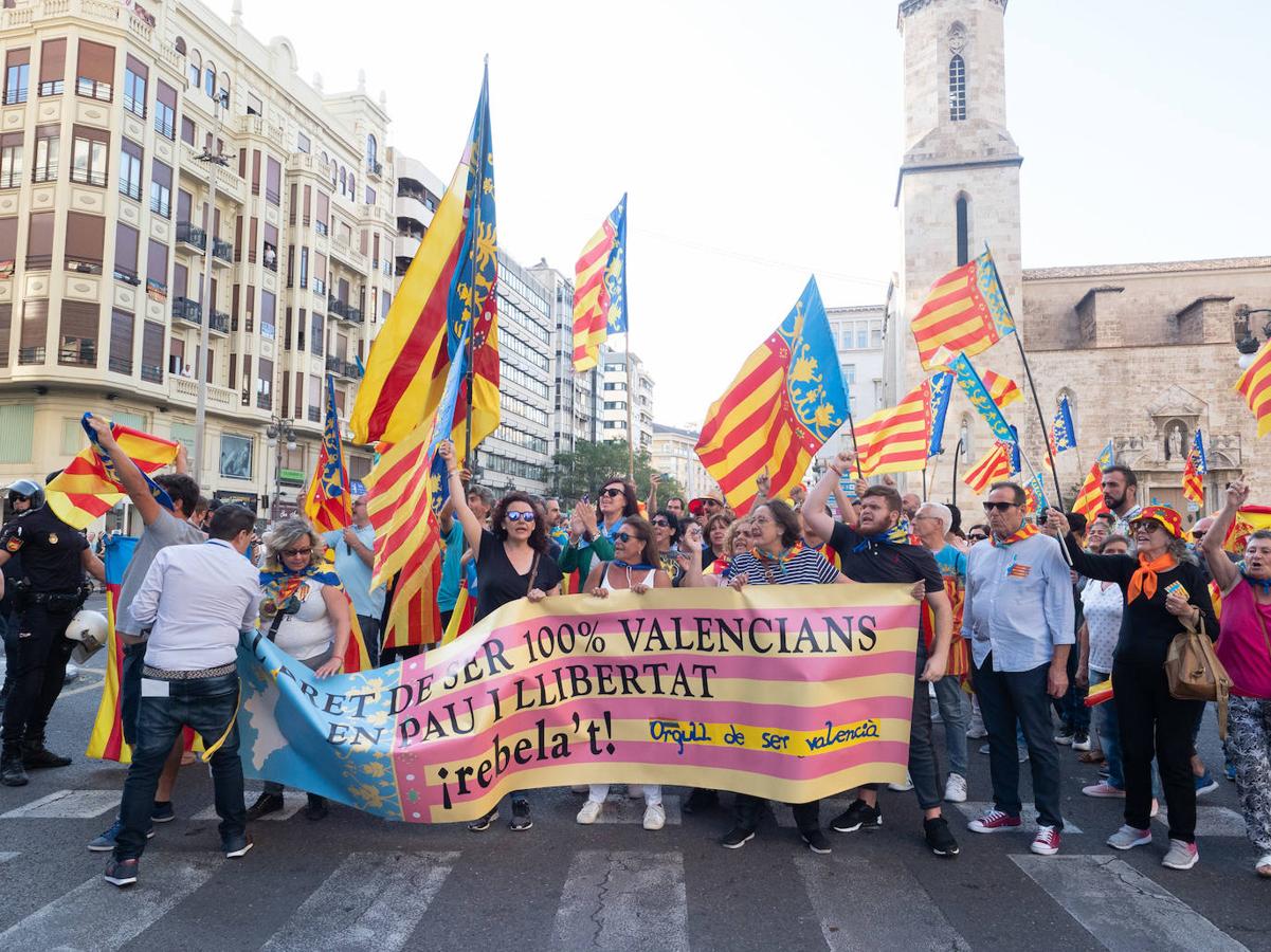 Fotos: Manifestaciones del 9 d&#039;Octubre en Valencia