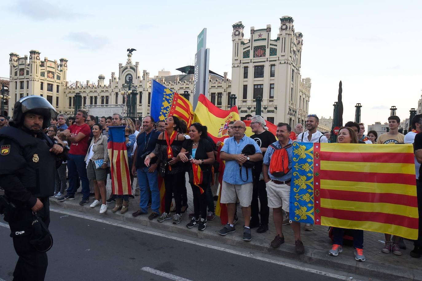 Fotos: Manifestaciones del 9 d&#039;Octubre en Valencia