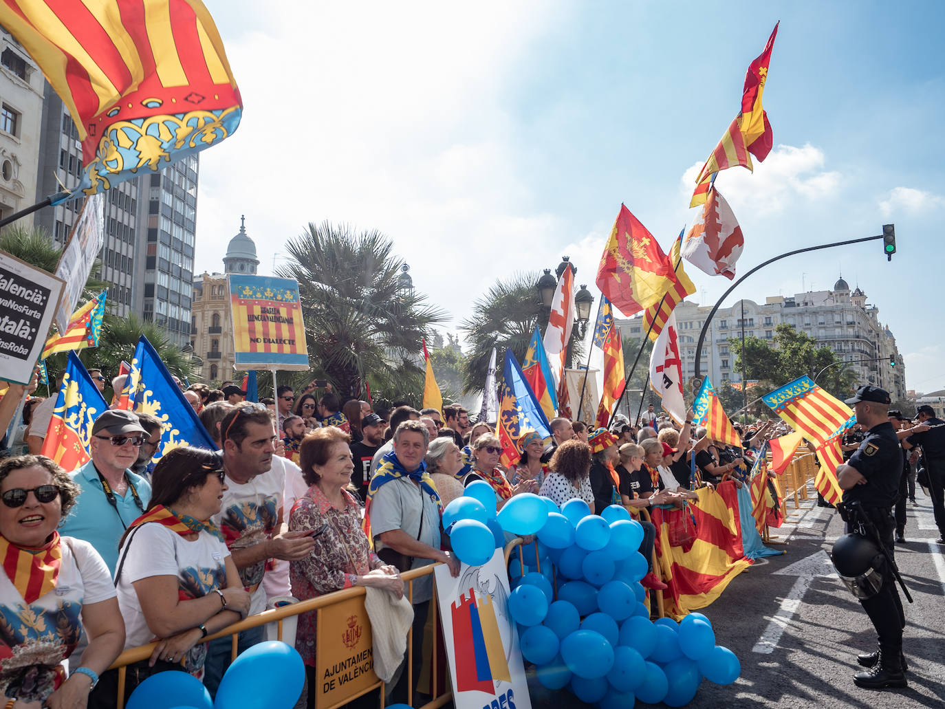 Procesión cívica de Valencia por el 9 d'Octubre de 2019