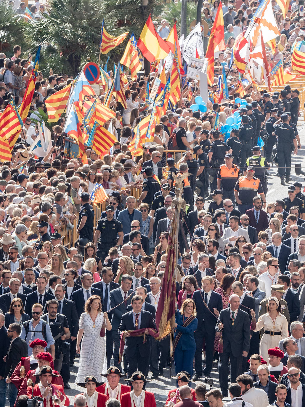 Procesión cívica de Valencia por el 9 d'Octubre de 2019