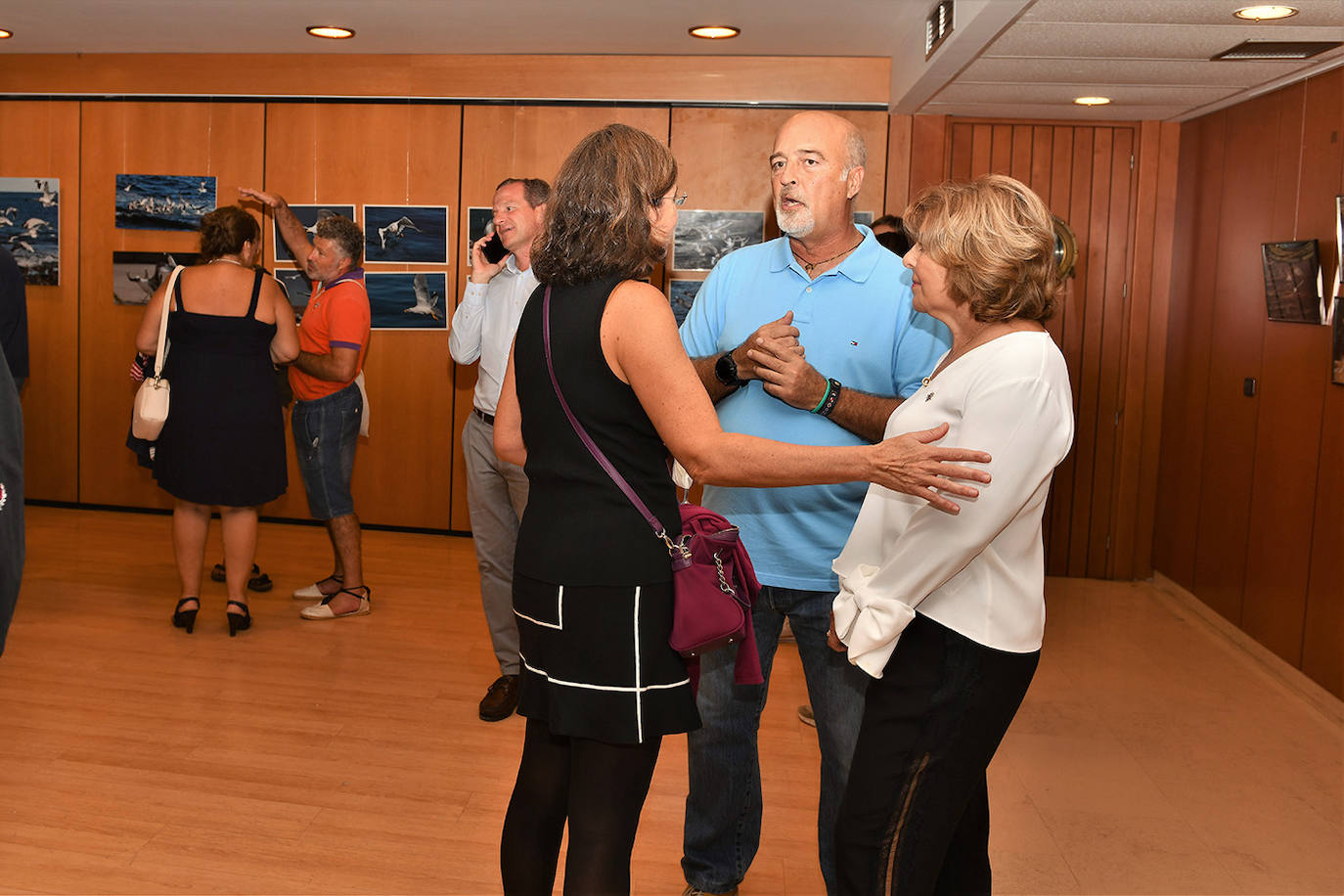 Inauguración de la exposición 'Aves a la mar' organizada por el Rotary Club Jávea en beneficio de End Polio Now