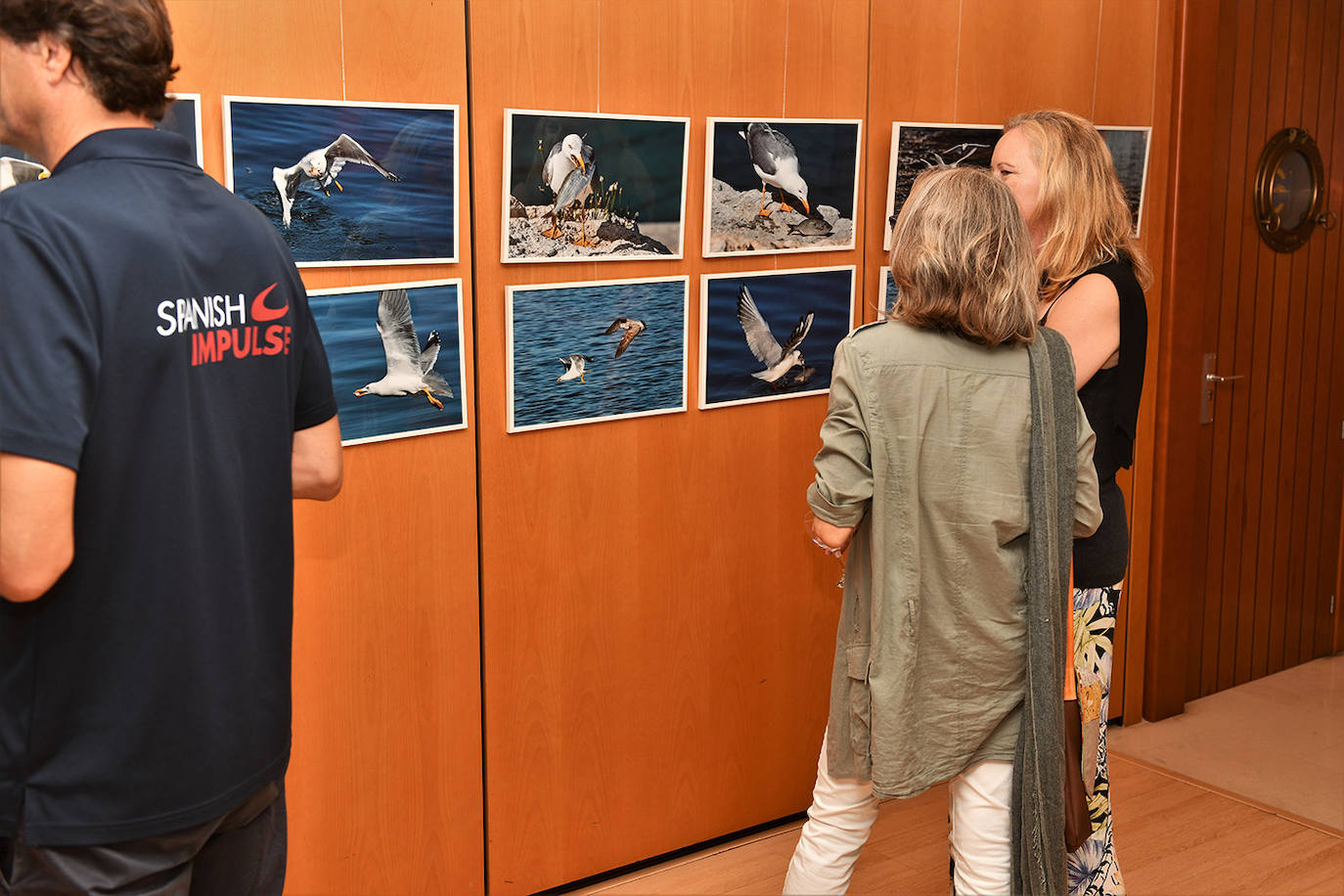 Inauguración de la exposición 'Aves a la mar' organizada por el Rotary Club Jávea en beneficio de End Polio Now