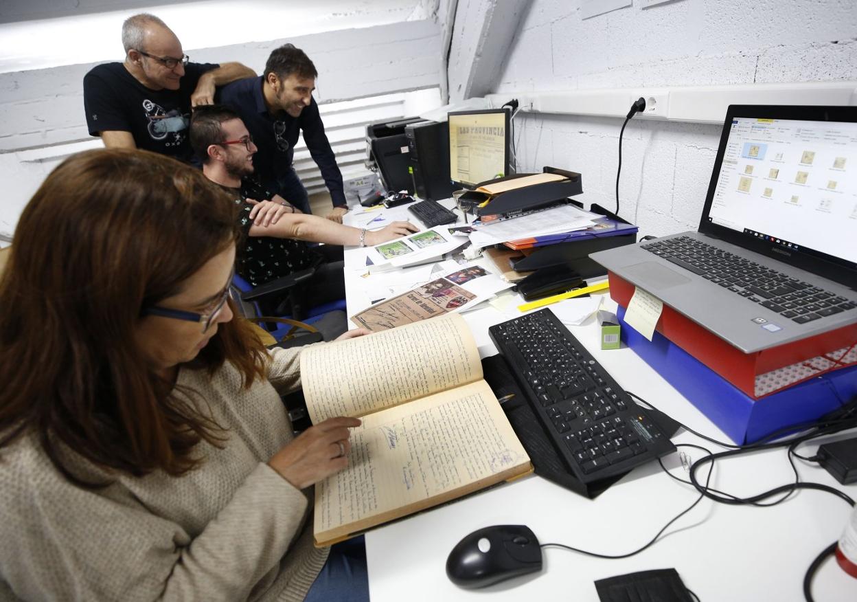 Equipo. Emilio Nadal, Borja Arce, Ana Quintero y Quique Victoria forman el departamento. 