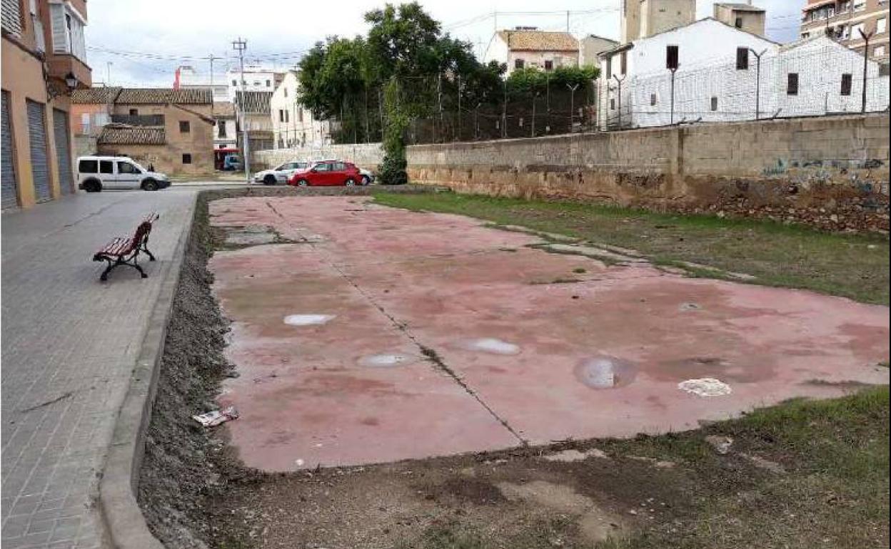 Una de las zonas donde se creará el nuevo espacio ajardinado, en La Torre.