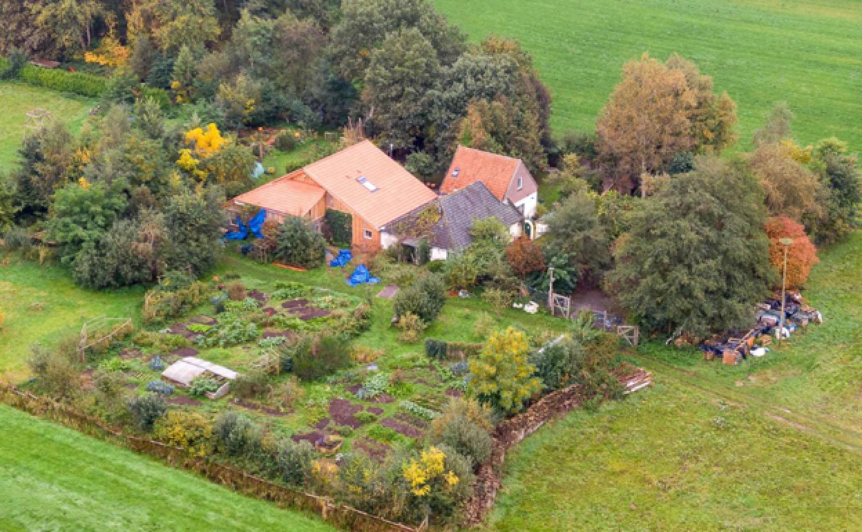 Imagen aérea de la granja de Ruinerwold (Países Bajos), donde se ocultó la familia.