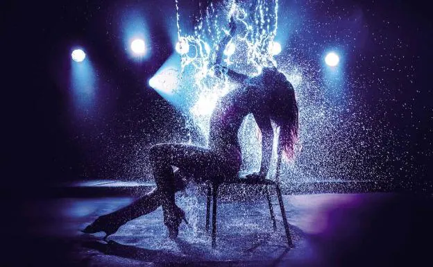 Flashdance, basado en una película de Paramount Pictures, en el Olympia. 