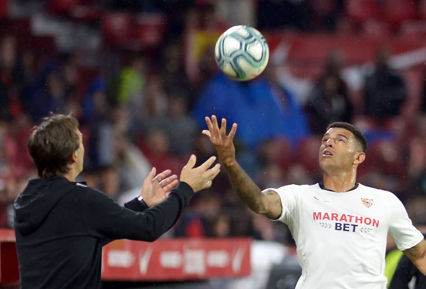 Fotos: Todas las fotos del Sevilla - Levante en el Pizjuán
