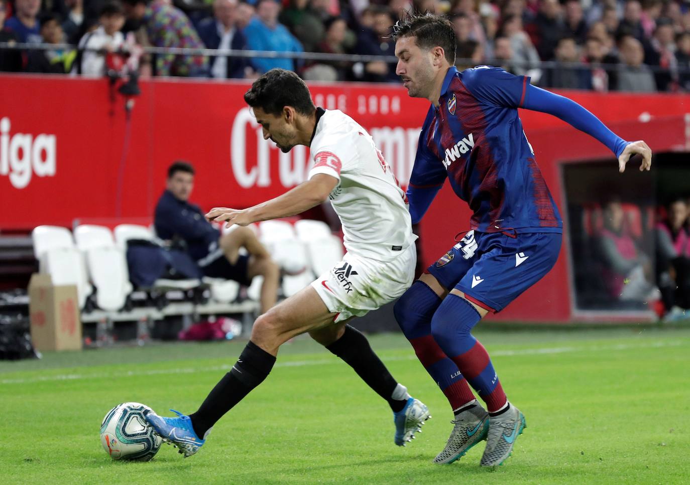 Fotos: Todas las fotos del Sevilla - Levante en el Pizjuán