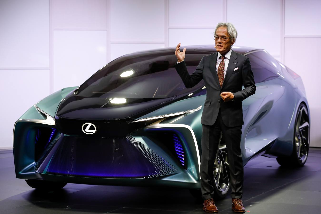 El deportivo Lexus LF 30. Fabricantes japoneses e internacionales muestran sus prototipos y novedades en la 46.ª edición del Tokyo Motor Show hasta el 4 de noviembre.