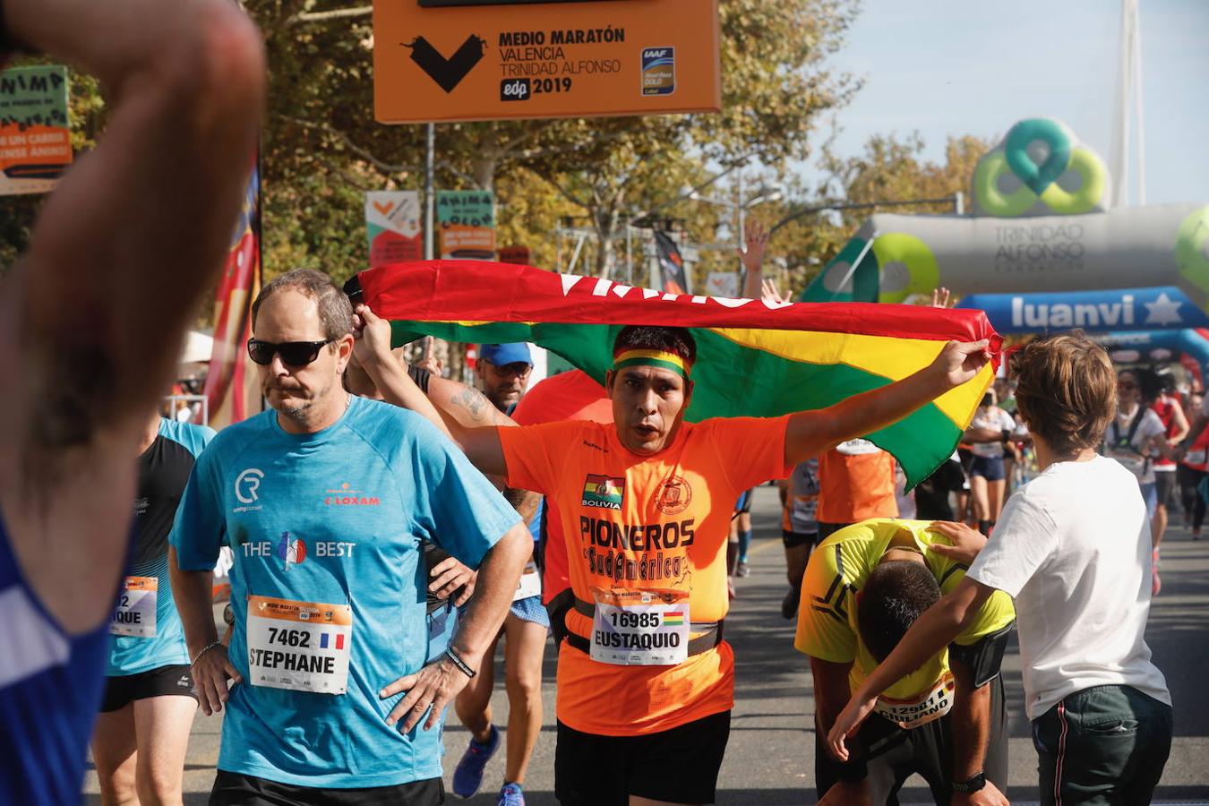 Fotos: Las mejores imágenes del Medio Maratón de Valencia 2019