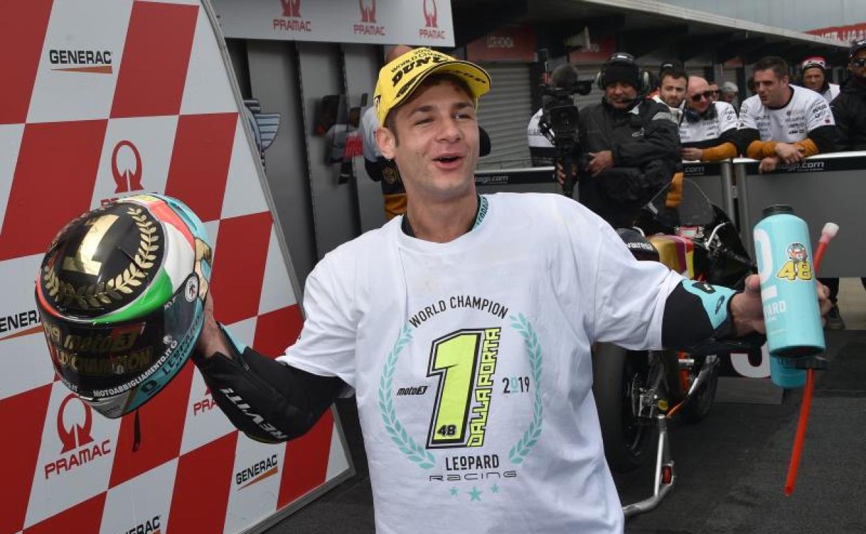 El primer campeón italiano de la historia de Moto3