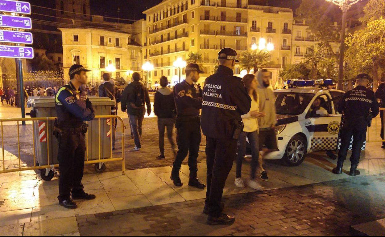 Un dispositivo de la Policía Local en Valencia.