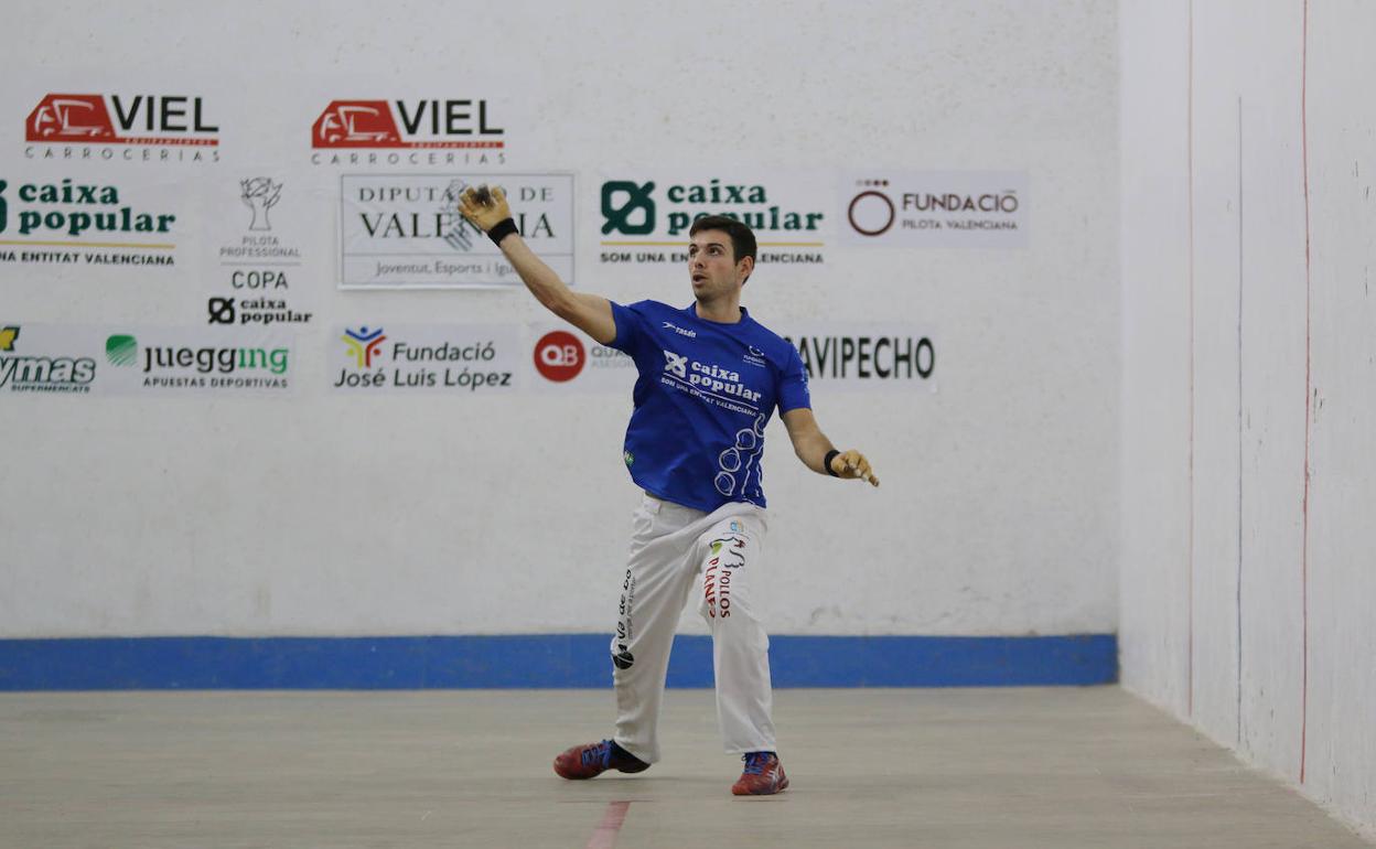 De la Vega quiere el doblete