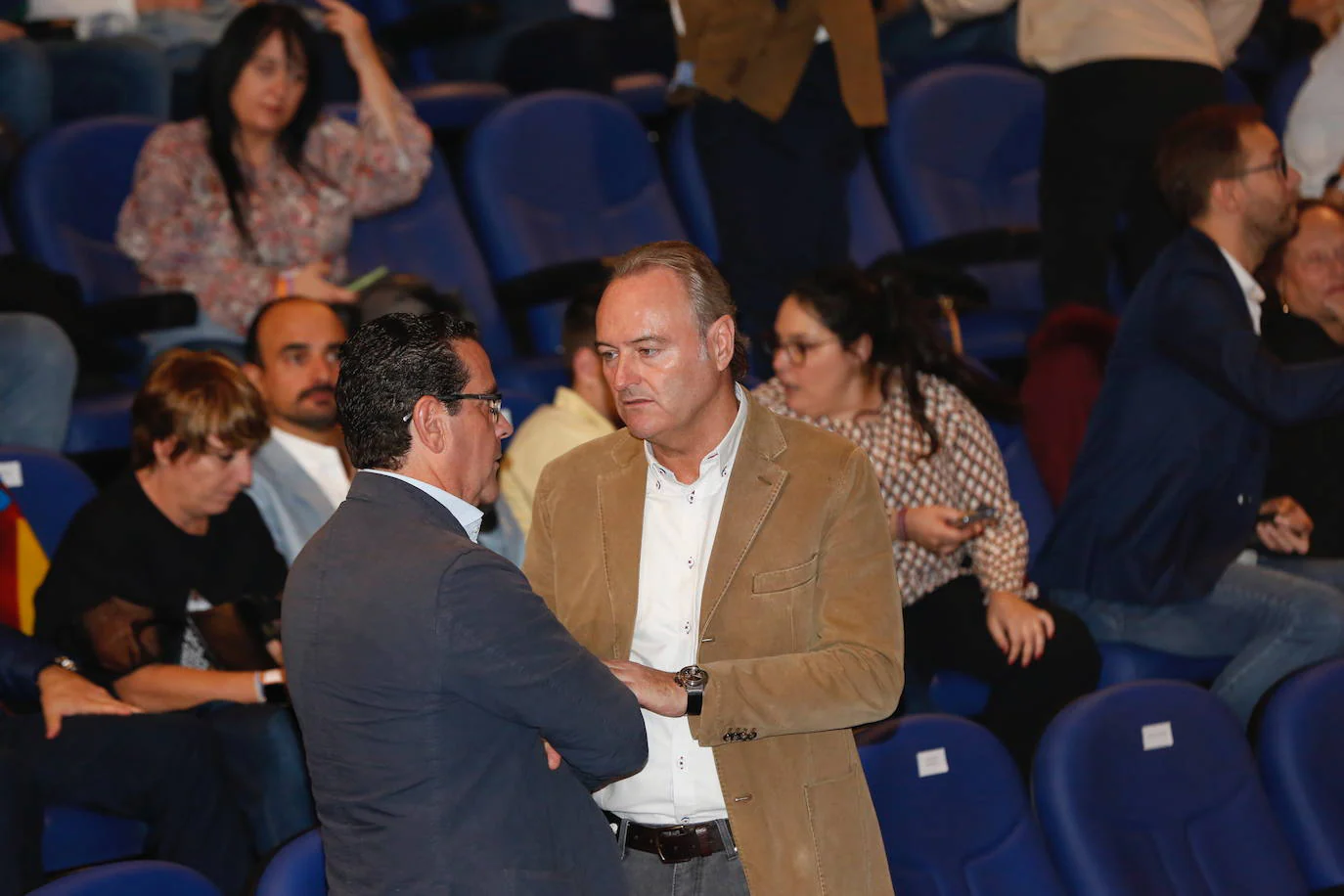 El líder del Partido Popular protagoniza un acto en el Auditorio Mar Rojo del Oceanogràfic de Valencia por las Elecciones Generales del 10N.