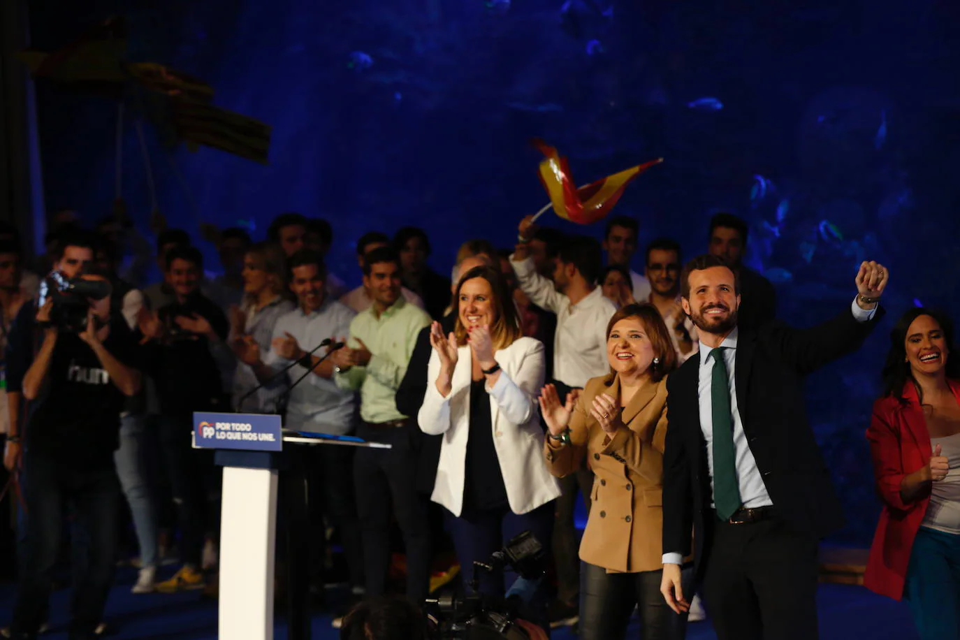 El líder del Partido Popular protagoniza un acto en el Auditorio Mar Rojo del Oceanogràfic de Valencia por las Elecciones Generales del 10N.