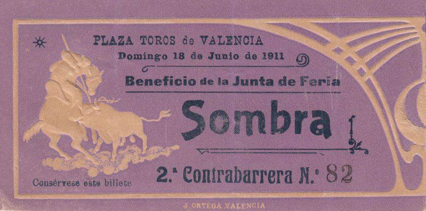 Imágenes taurinas y anuncios de toros «censuradas» por el Ayuntamiento de Valencia.