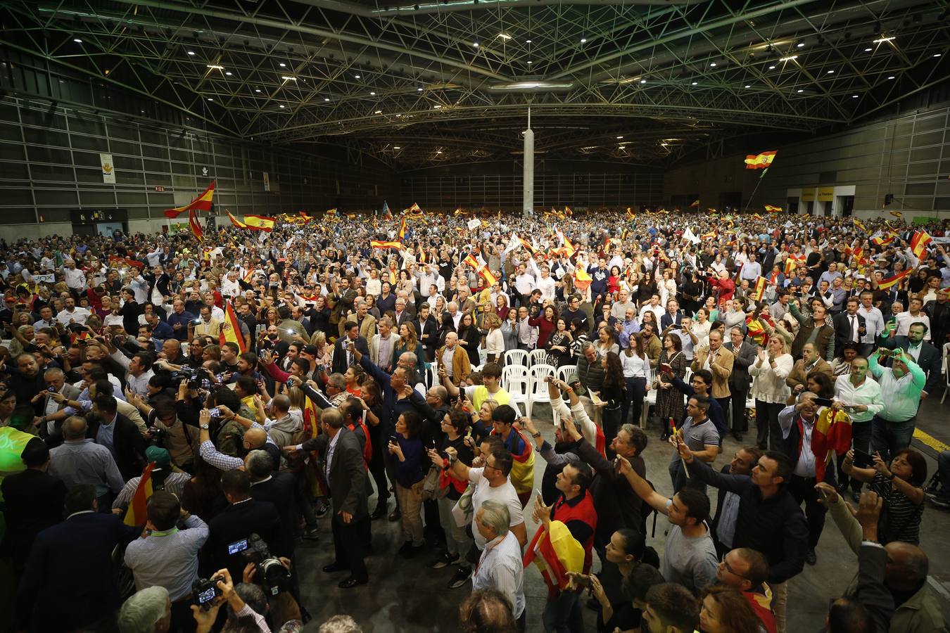 Mitin de VOX, con Santiago Abascal en Feria Valencia.