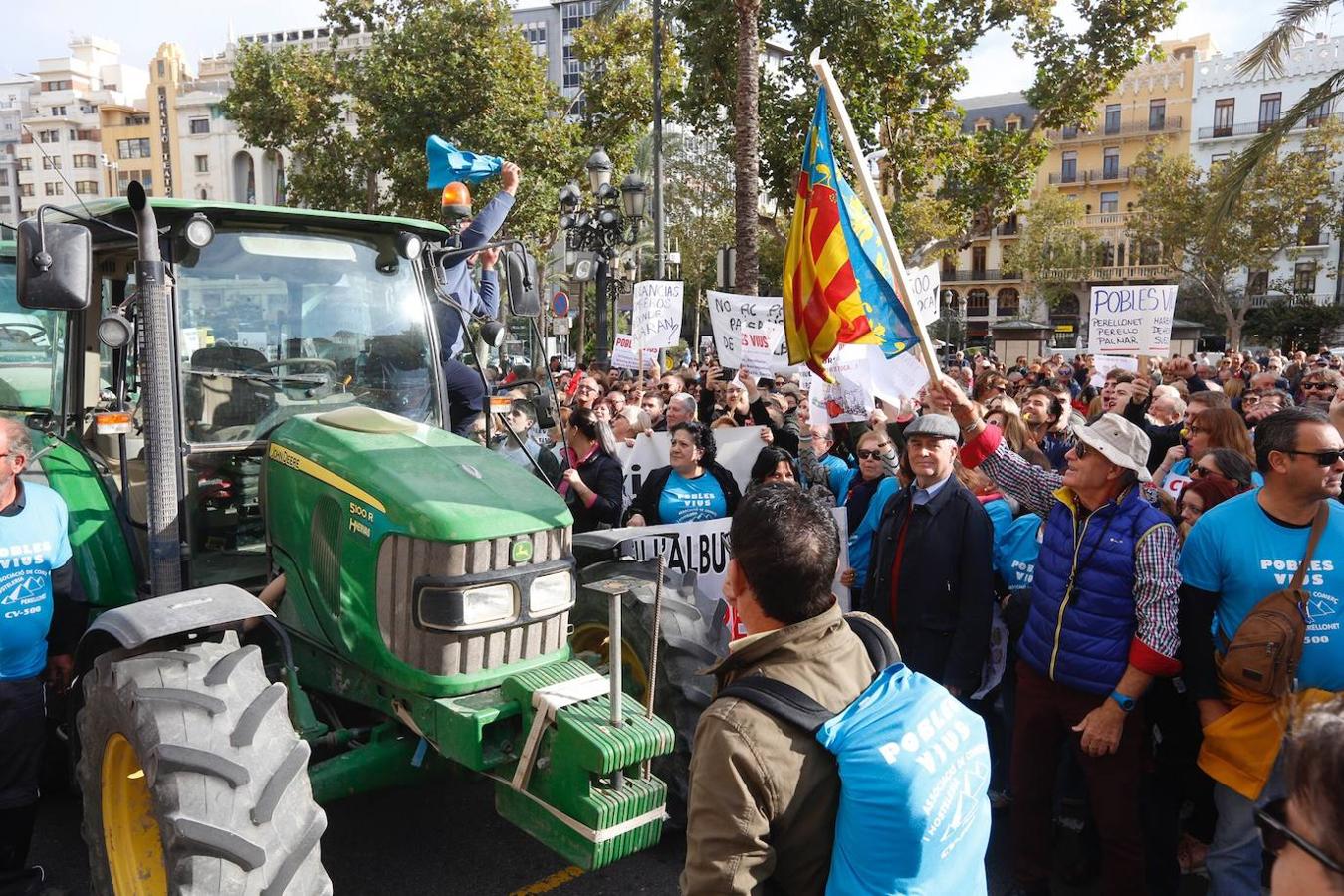 Fotos: Manifestación contra la pacificación de la CV-500