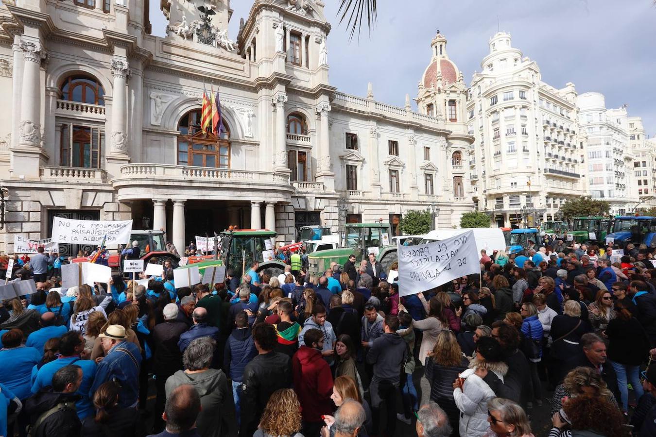 Fotos: Manifestación contra la pacificación de la CV-500