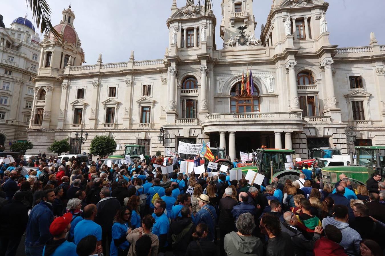 Fotos: Manifestación contra la pacificación de la CV-500