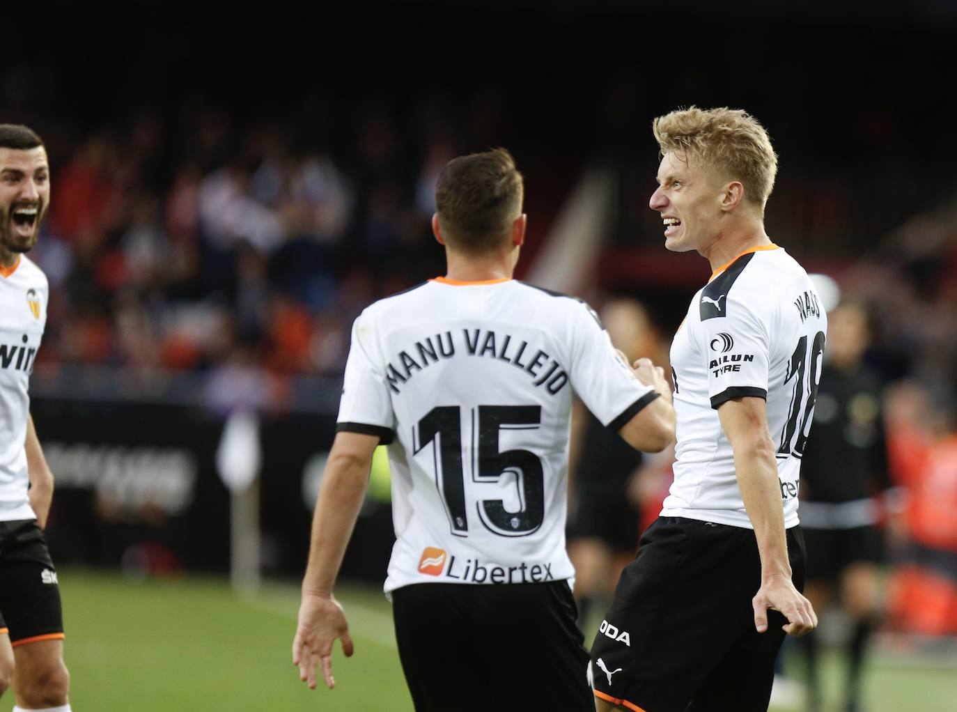 Partido disputado en Mestalla que acabó con victoria valencianista tras los tantos de Wass y Ferran.