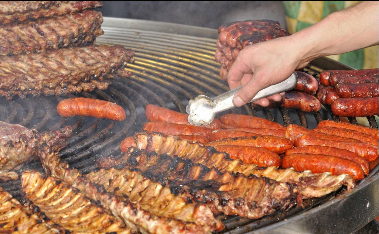 Imagen de archivo de una barbacoa.