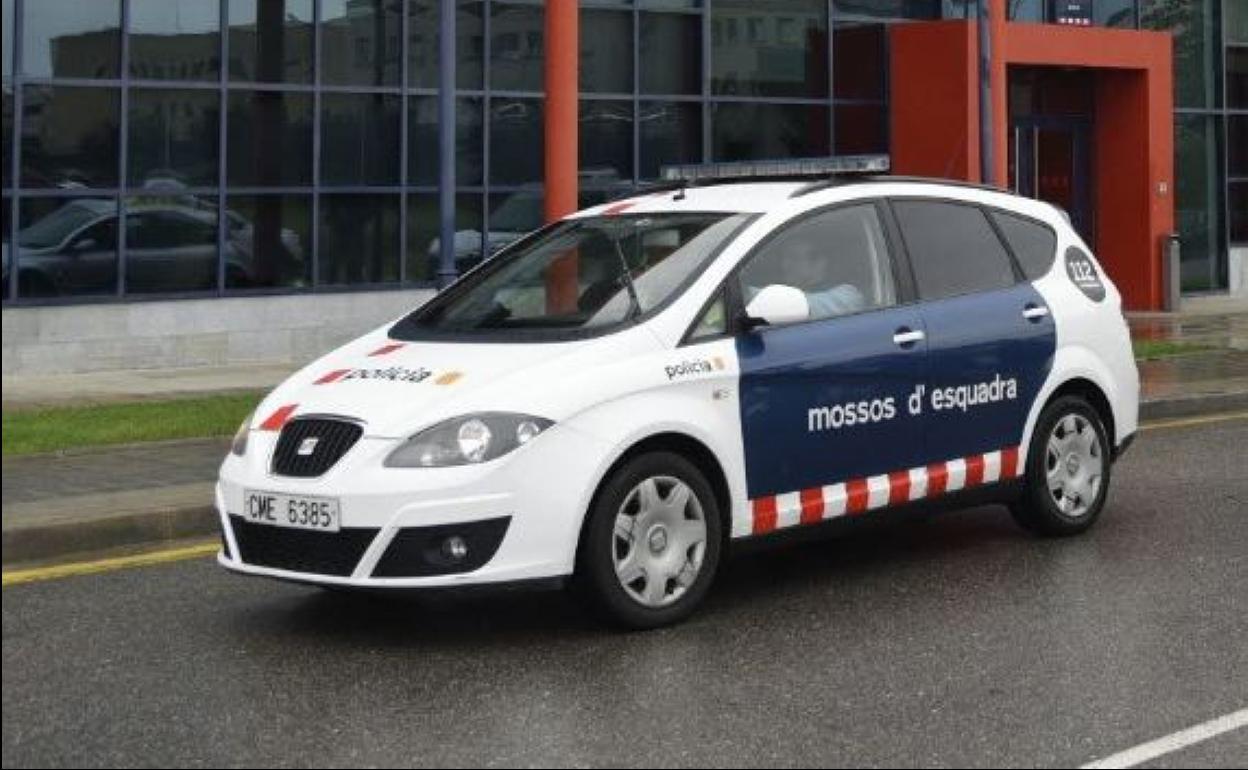 Un vehículo de los Mossos. 