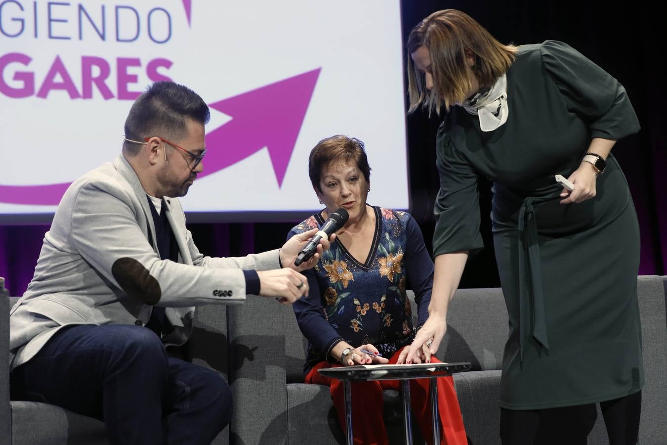 Asistentes y conferenciantes en la 5ª. edición de la jornada Dirigiendo Hogares en Valencia