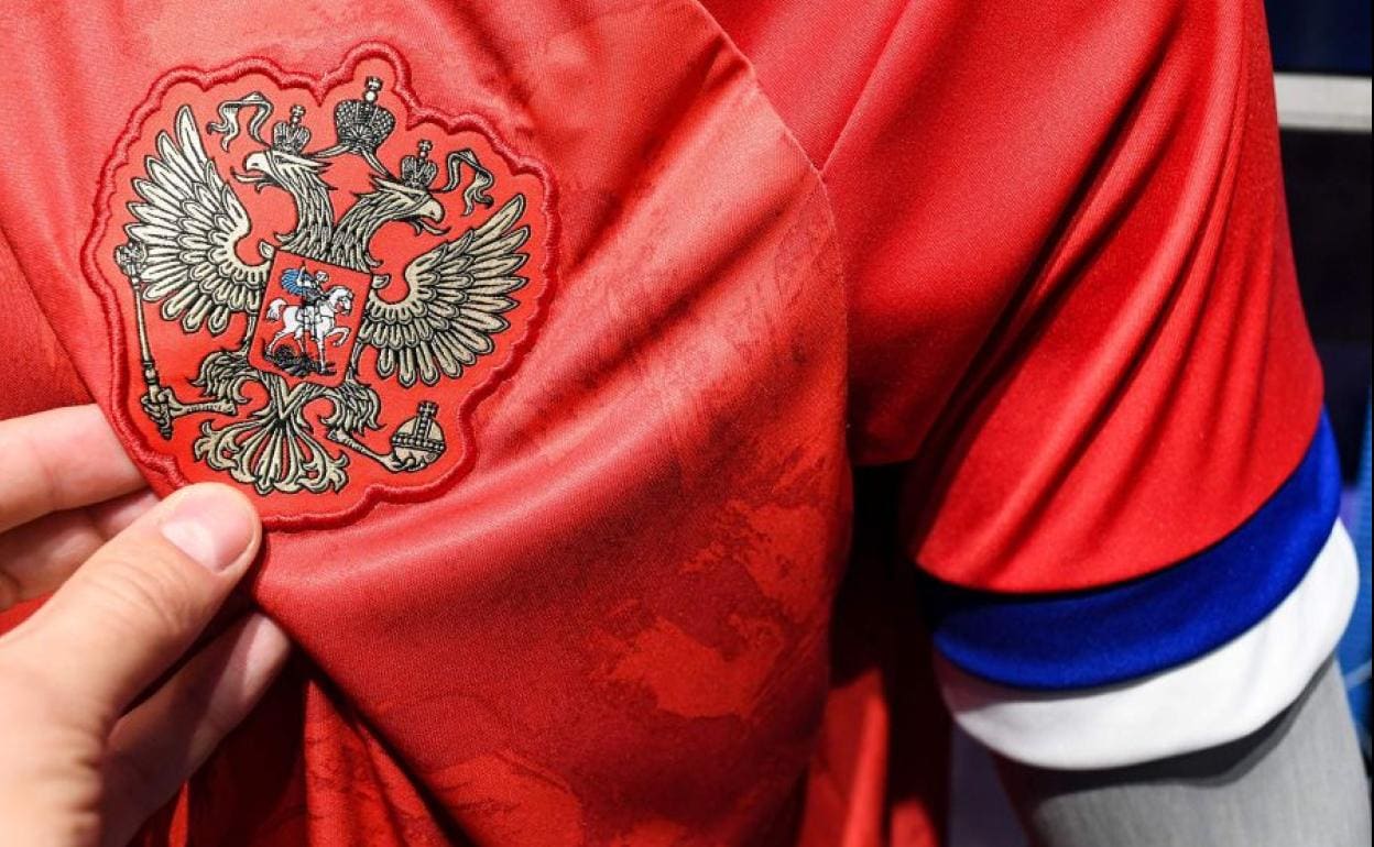 Nueva camiseta de la selección rusa de fútbol para la Eurocopa 2020.