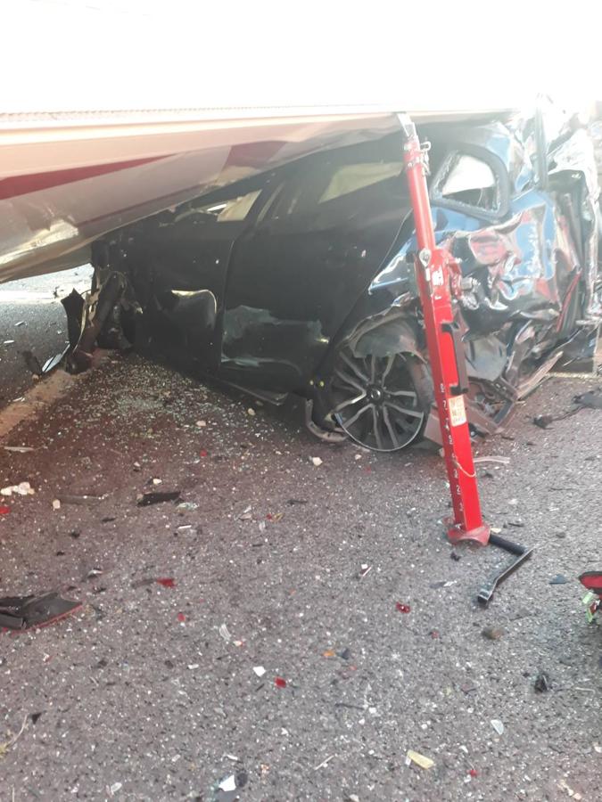 Fotos: Aparatoso accidente entre varios vehículos en Paterna