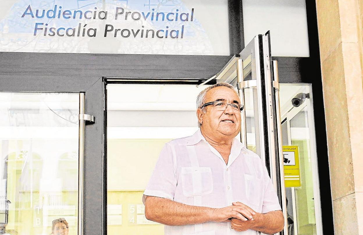 La acusación dice que Fenoll creó un «macro concurso» delictivo en el origen de 'Brugal'