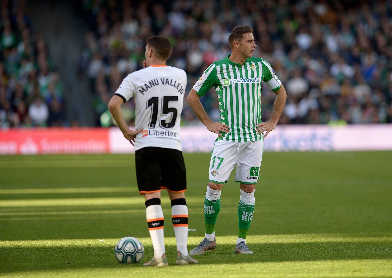 El conjunto blanquinegro se deja remontar un encuentro en el que Maxi Gómez abrió la lata y dos exvalencianistas hicieron los goles del Betis