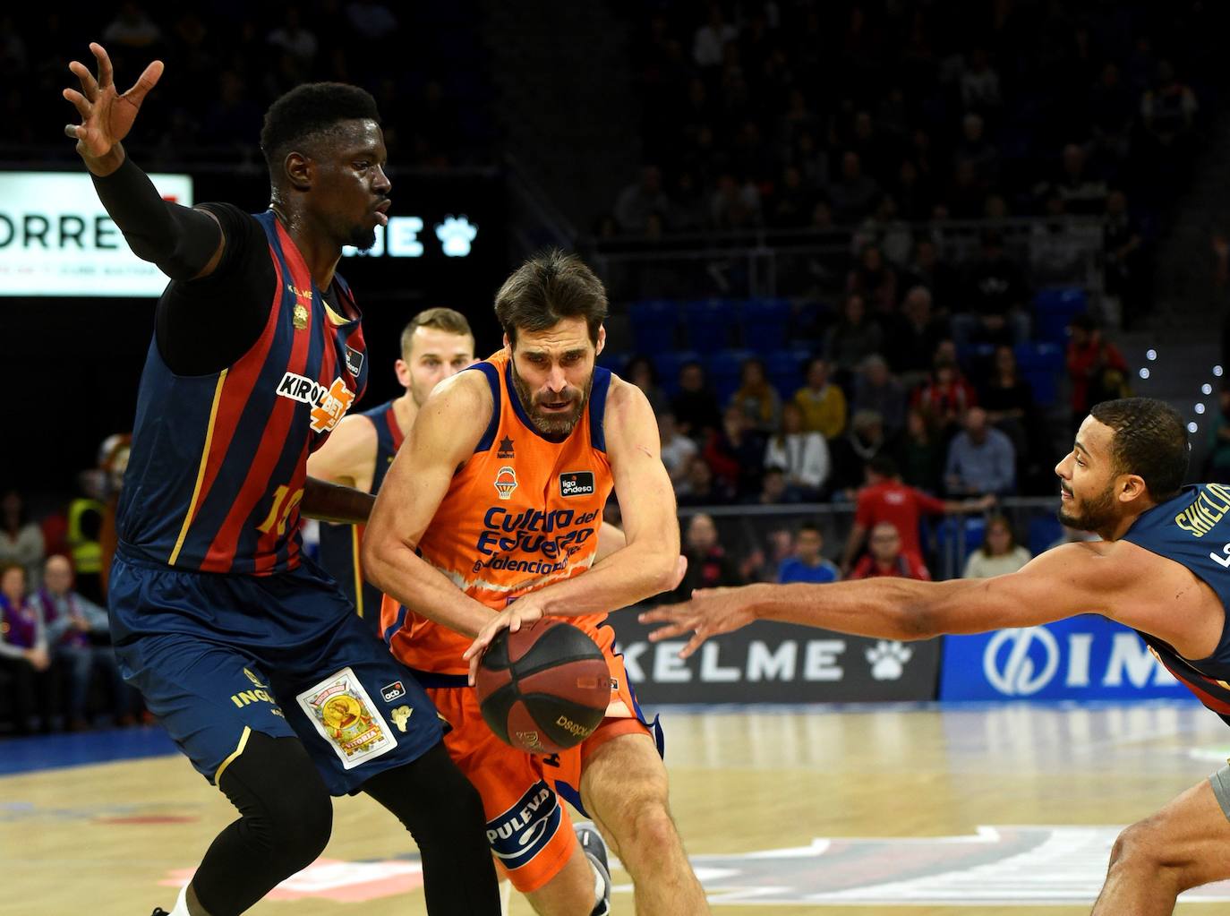 Fotos: El Kirolbet Baskonia-Valencia Basket, en imágenes