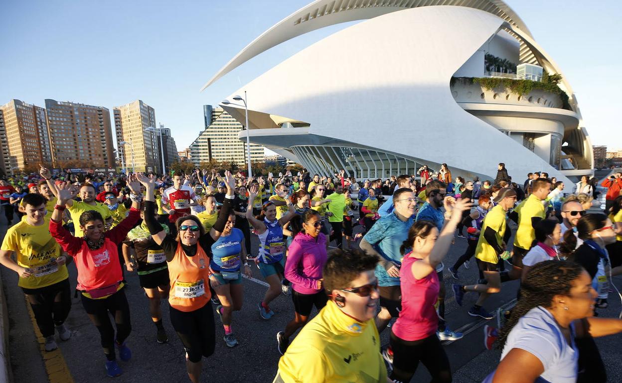 El tiempo durante el Maratón de Valencia, hora a hora: la previsión oficial de Aemet