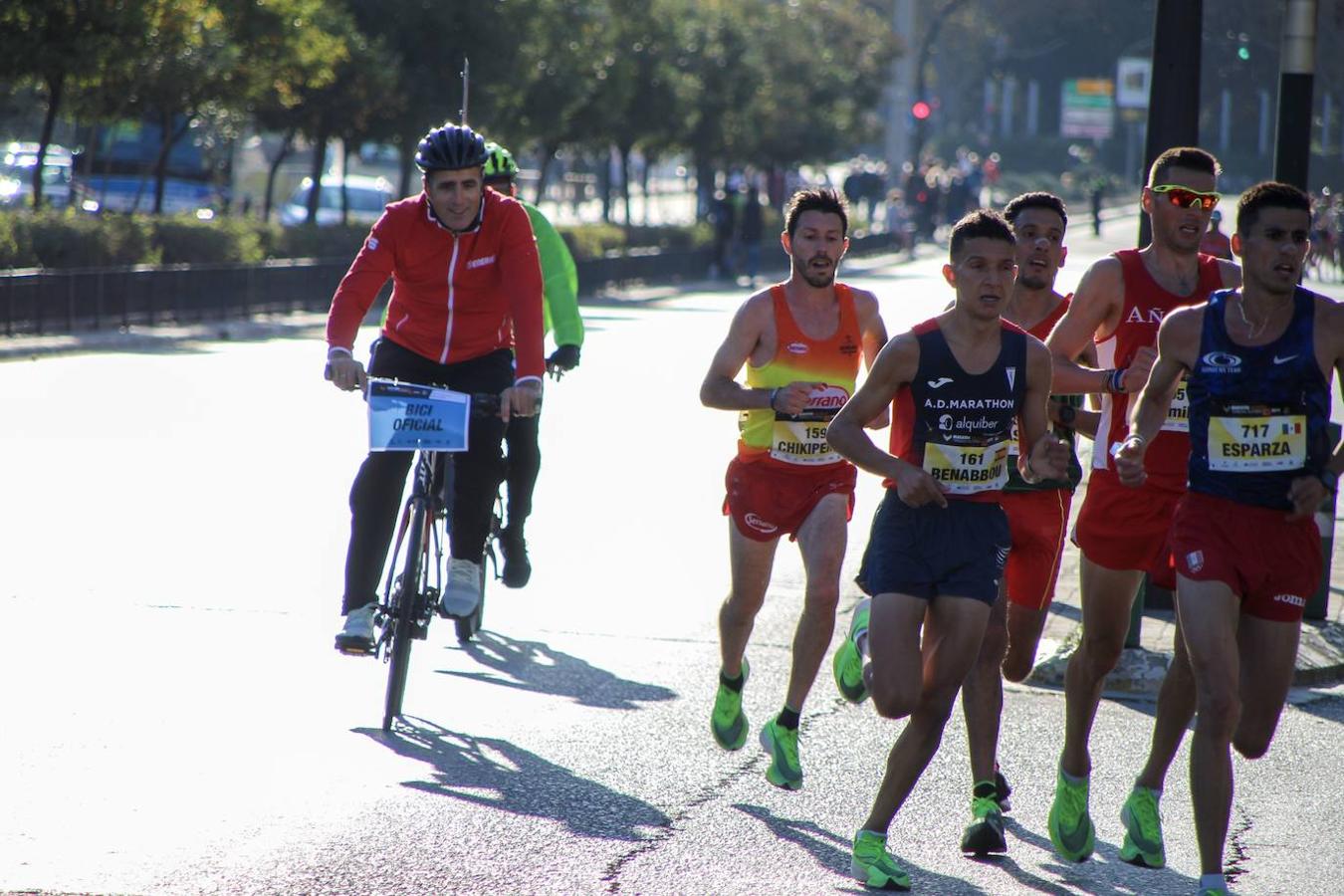 Fotos: Búscate en el paso por el muro del Maratón