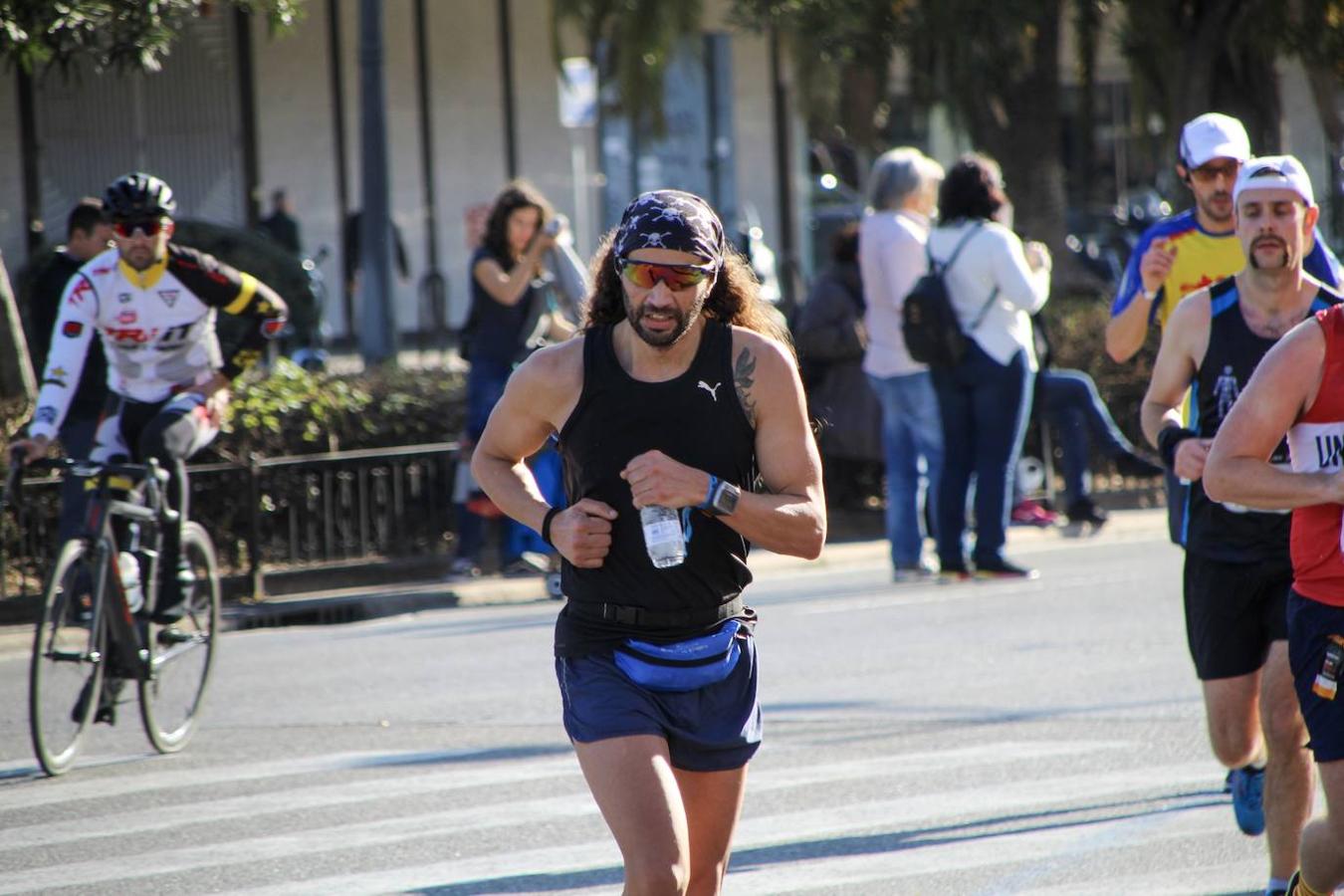 Fotos: Búscate en el paso por el muro del Maratón