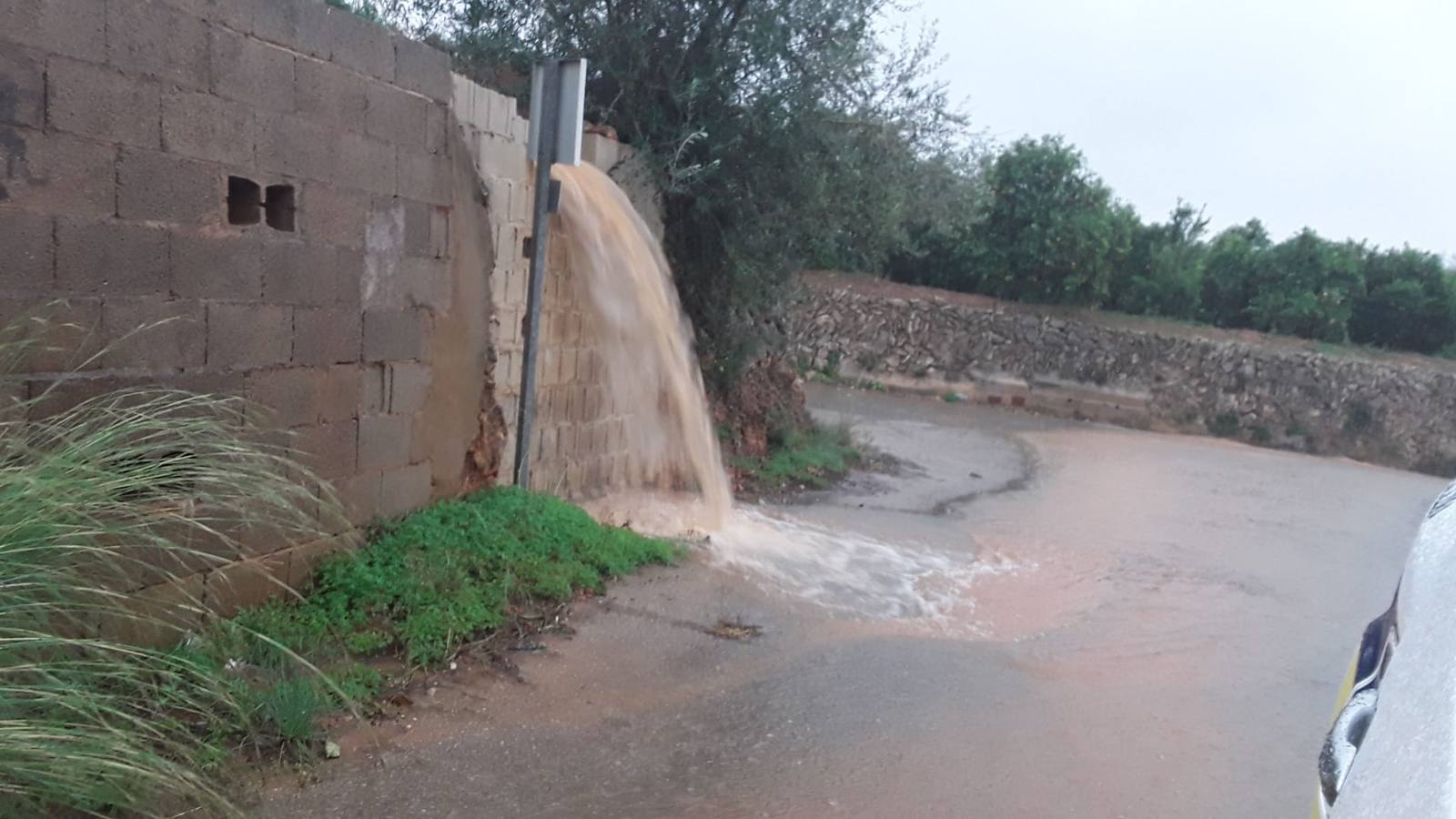 Efectos del temporal de lluvias en Alzira.