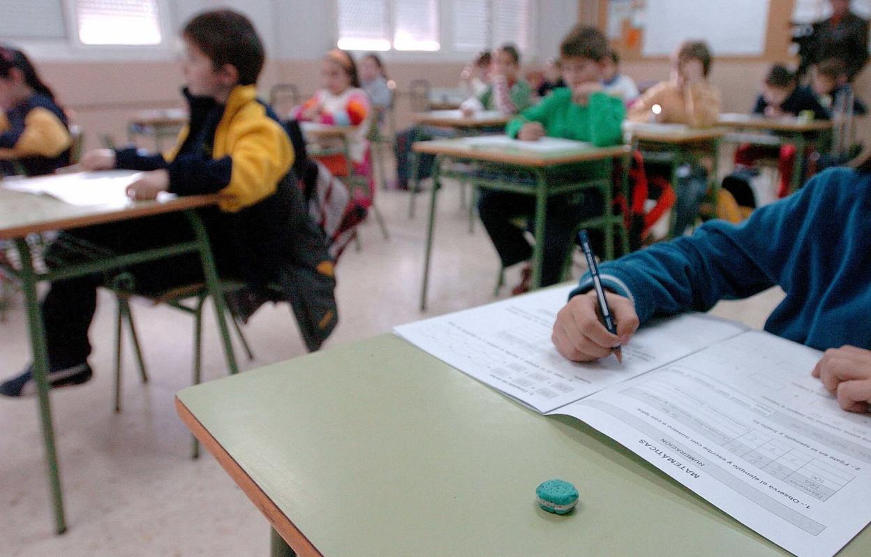 Alumnos durante una evaluación diagnóstica. 